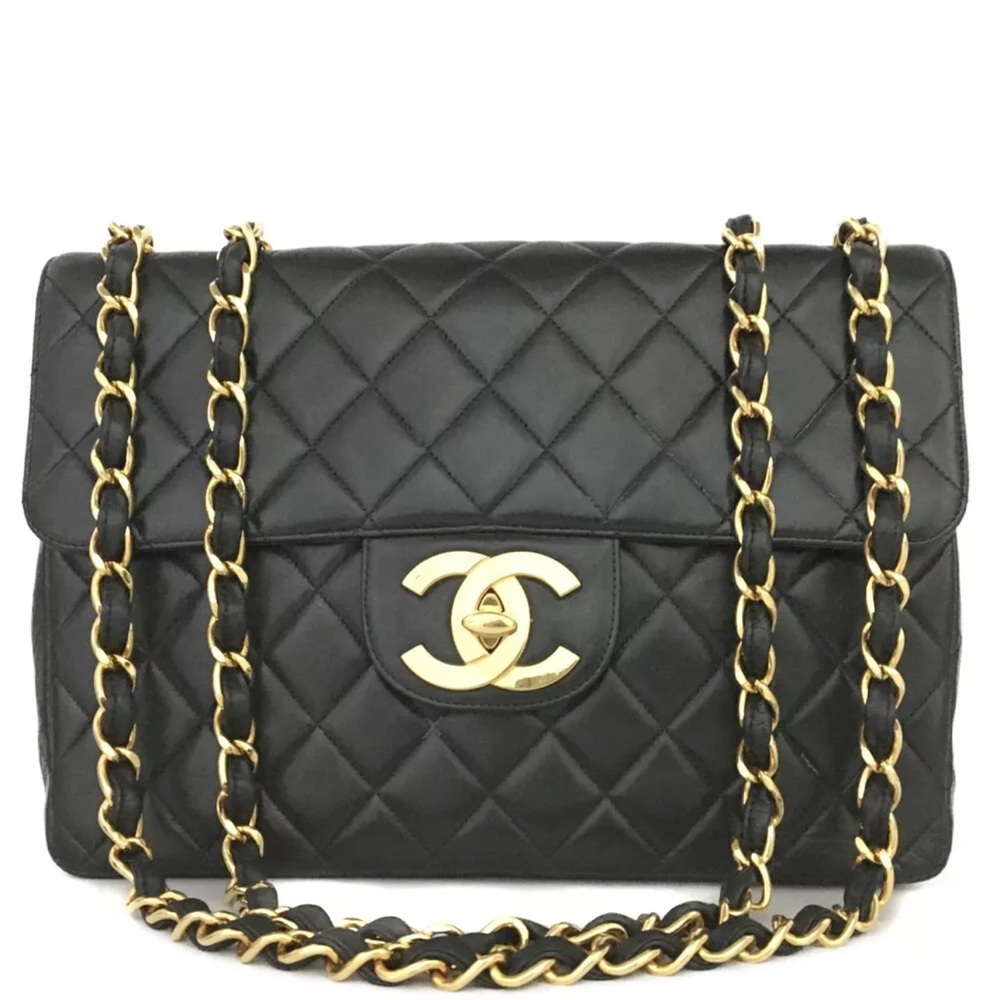 CHANEL Black Quilted Shoulder Bag with Iconic Gold Chain